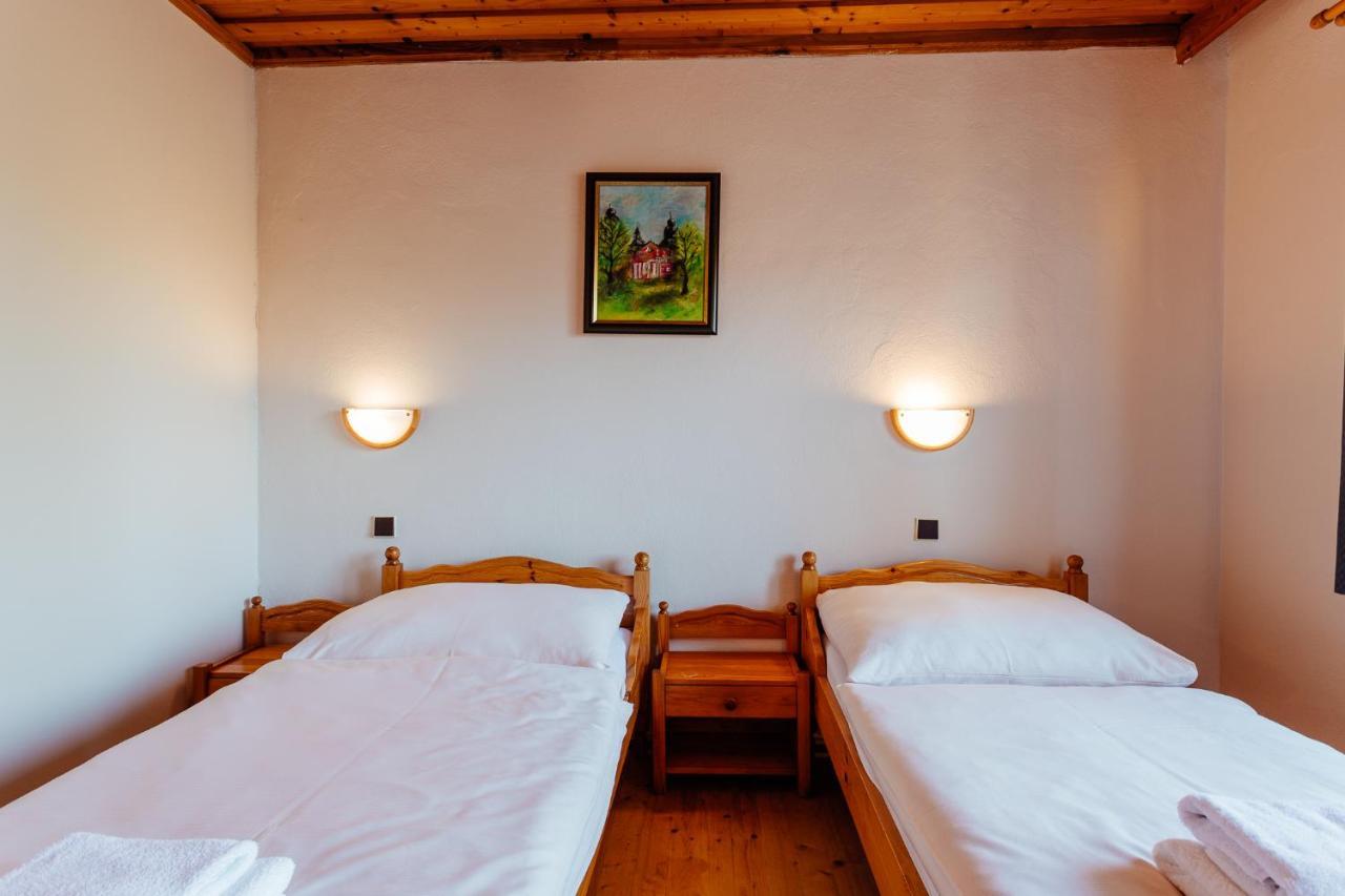 Penzión Topky Banska Stiavnica Exterior foto